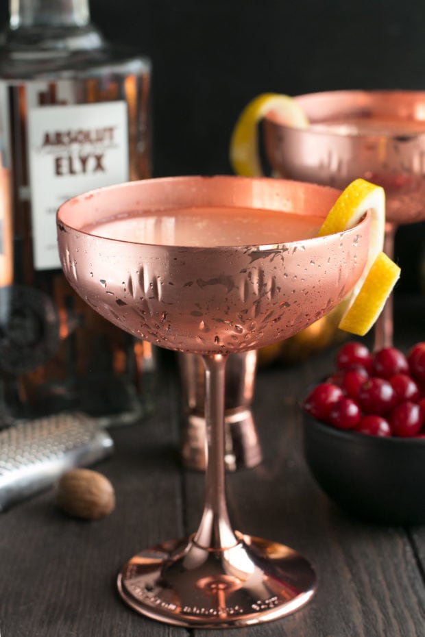 Absolut Elyx Ginger Martini with Drunken Cranberries | cakenknife.com #ad #cocktail #coppermakesitbetter #martini