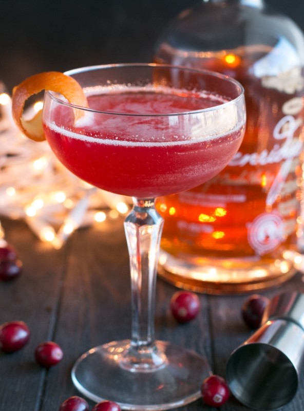 Cranberry Boulevardier | cakenknife.com