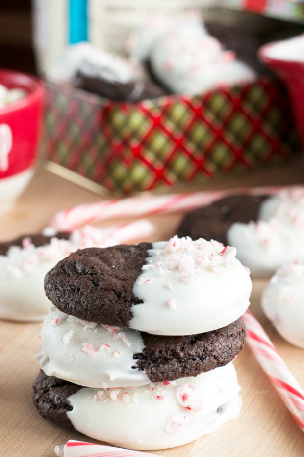 White Chocolate Dipped Dark Chocolate Peppermint Cookies | cakenknife.com #ad #12daysofgiveaways #christmas #recipe