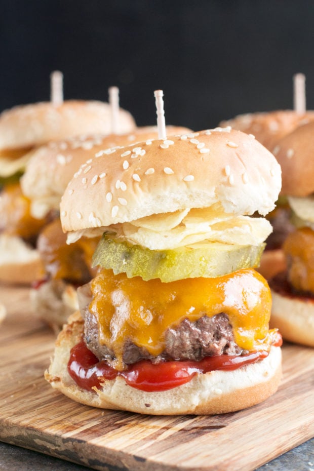 Crunch Cheeseburger Sliders