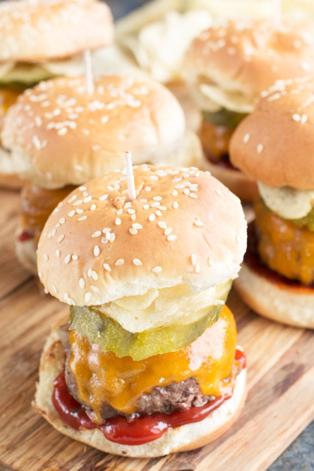 Crunch Cheeseburger Sliders