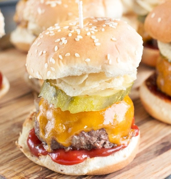 Crunch Cheeseburger Sliders