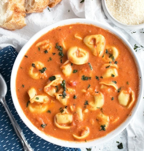 Curry Tomato Tortellini Soup