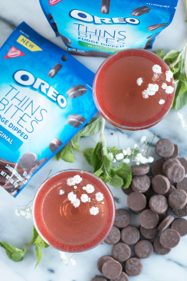 Sparkling Mint Rose Wine Cocktail and Girls' Night In with Oreo Thin Bites!