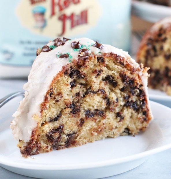 Bailey's Chocolate Chip Bundt Cake thumbnail