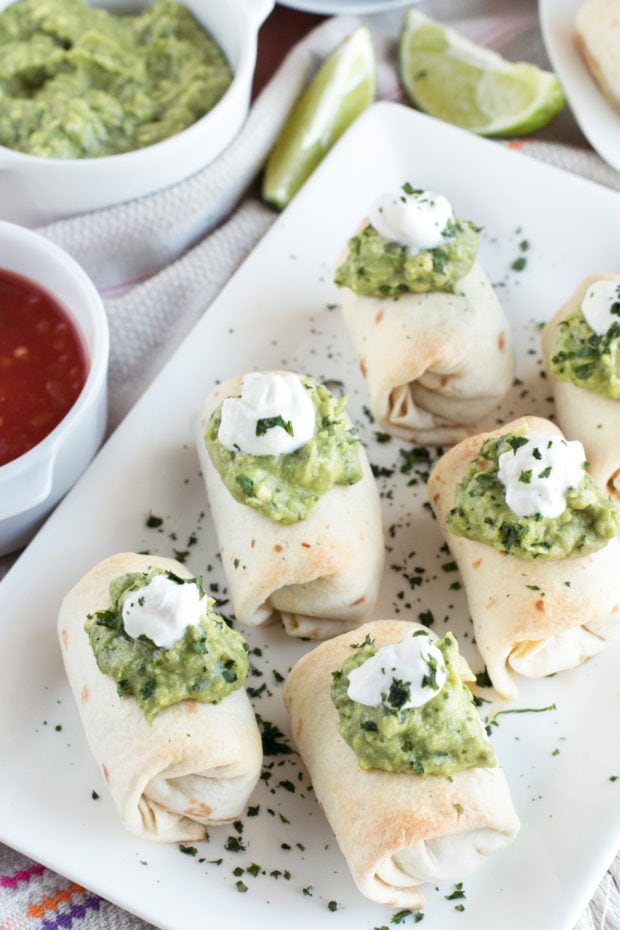 Baked Mini Chimichangas with Creamy Spicy Guacamole