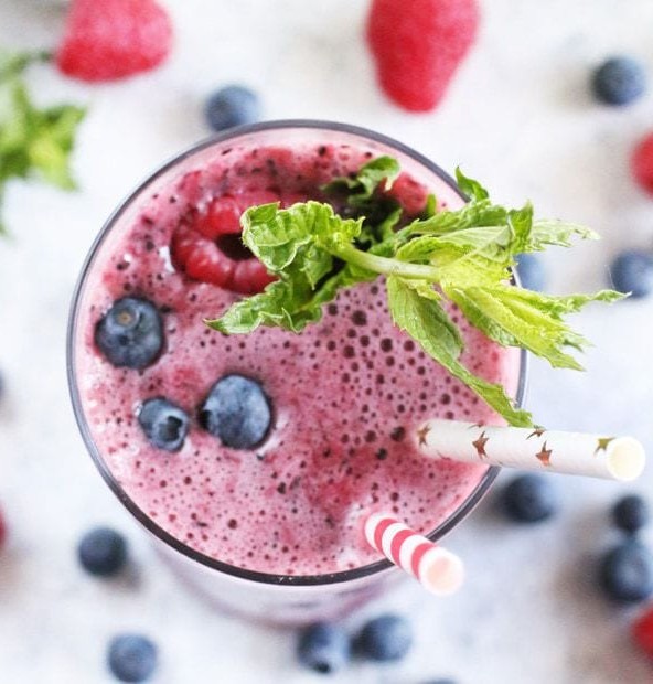 Mixed Berry Ginger Lemonade Frozen Mocktail