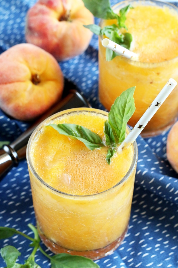 Roasted Peach Gin Fizz Cake 'n Knife