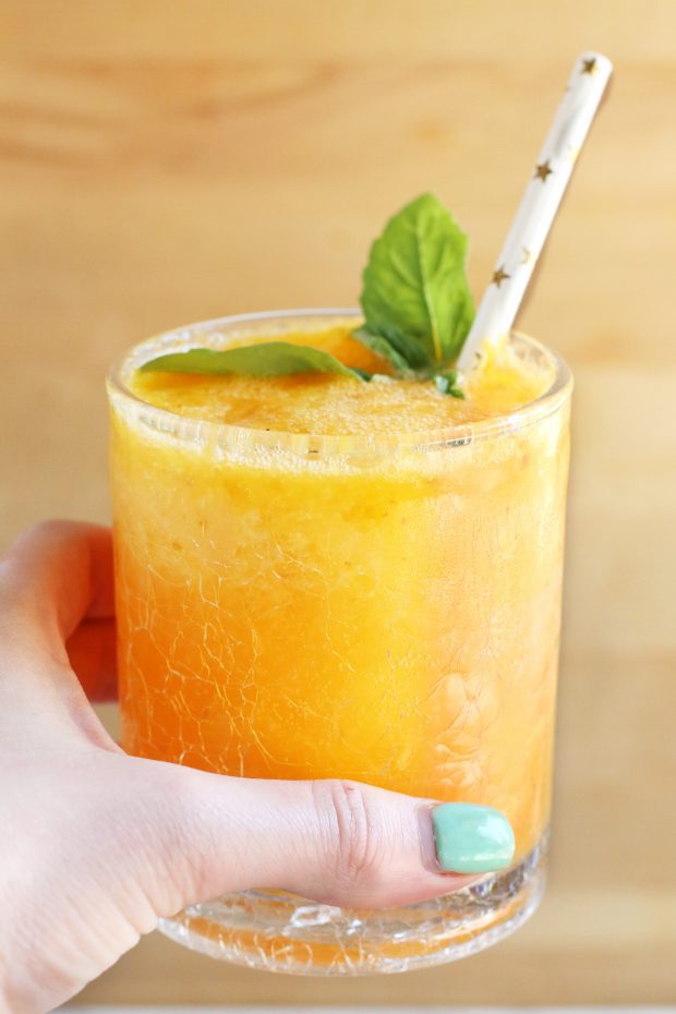 Roasted Peach Gin Fizz