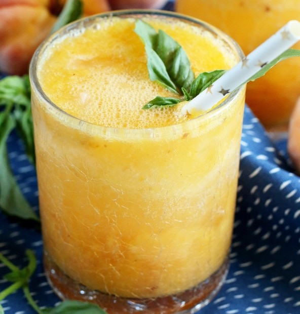 Roasted Peach Gin Fizz