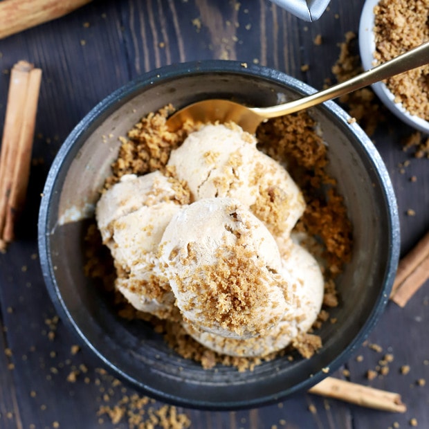 Pumpkin Spice Latte Ice Cream with Gingersnap Crumble