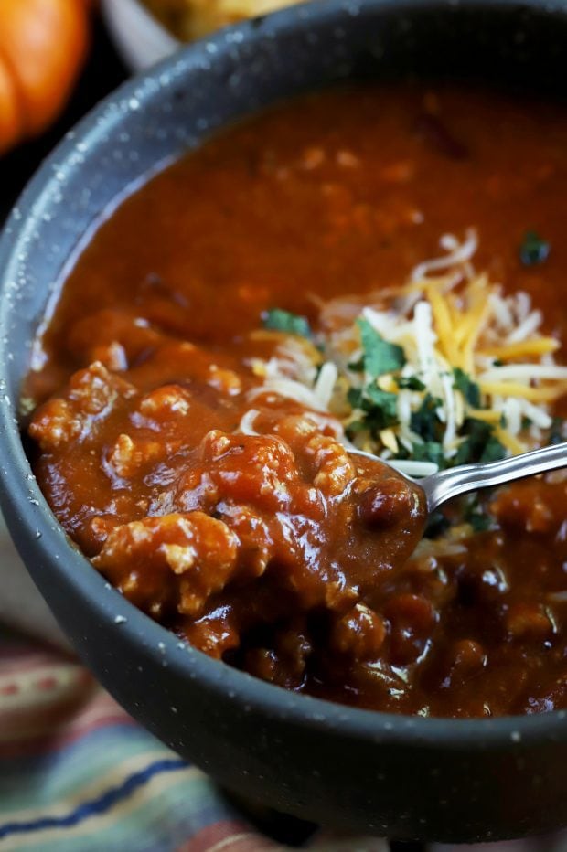 Slow Cooker Pumpkin Turkey Chili