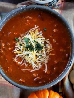 Slow Cooker Pumpkin Turkey Chili