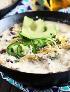 Slow Cooker Creamy White Chicken Chili