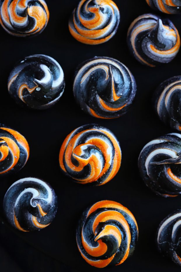 Spooky Halloween Meringue Swirls