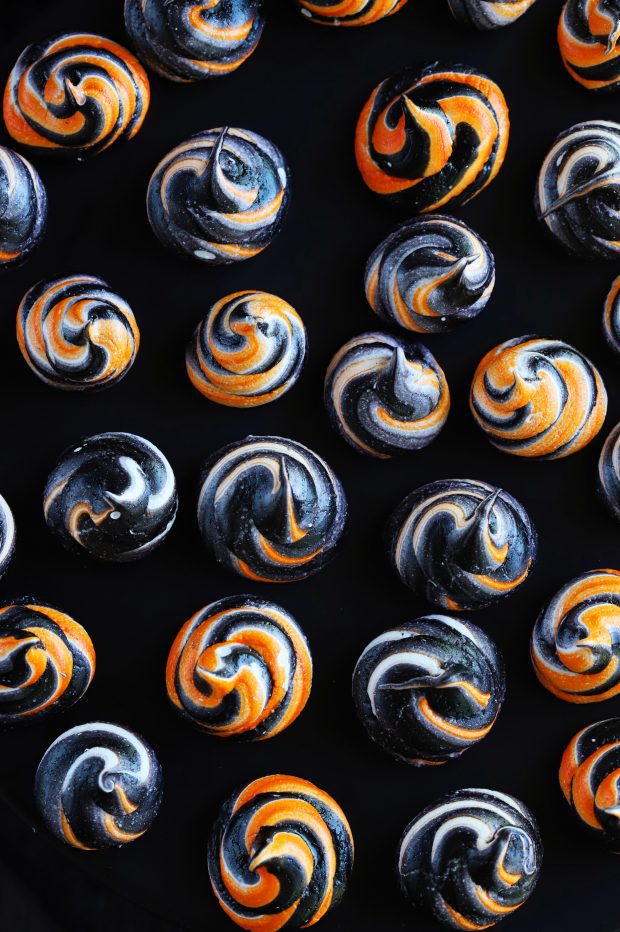 Spooky Halloween Meringue Swirls