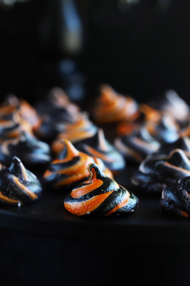 Spooky Halloween Meringue Swirls