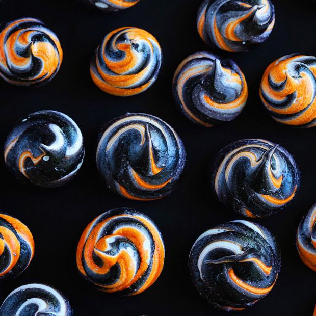 Spooky Halloween Meringue Swirls