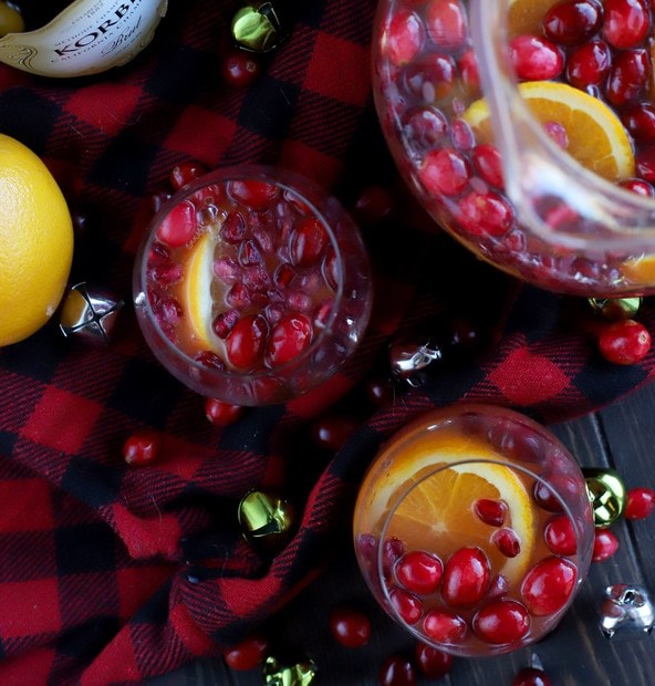 Sparkling Holiday Brunch Punch