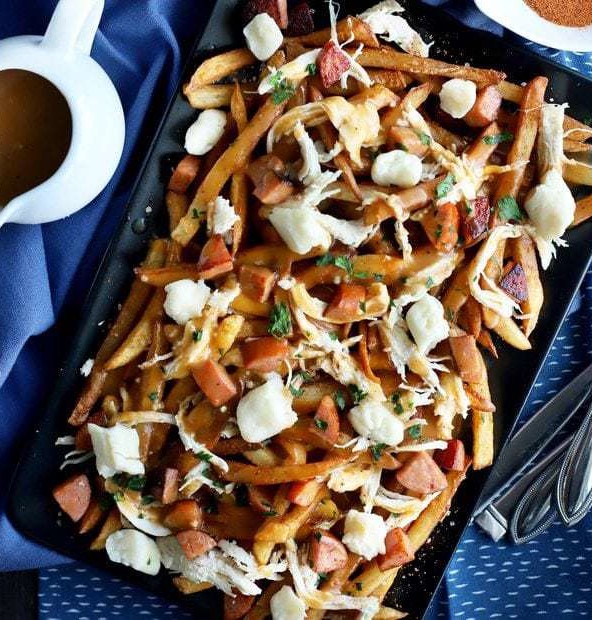 Cajun Poutine Recipe | Cake 'n Knife