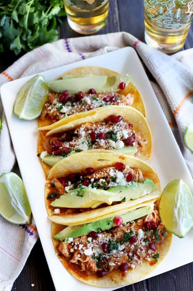 Instant Pot Chicken Tinga Tacos