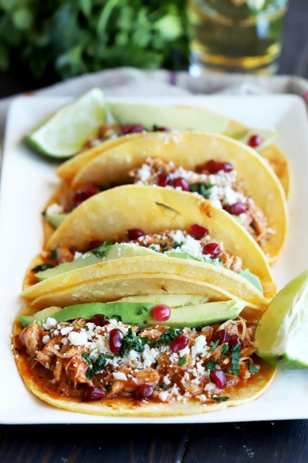 Instant Pot Chicken Tinga Tacos