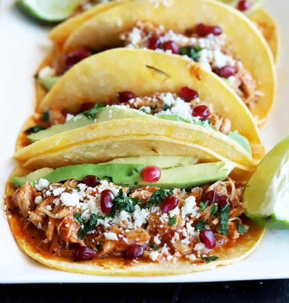 Instant Pot Chicken Tinga Tacos