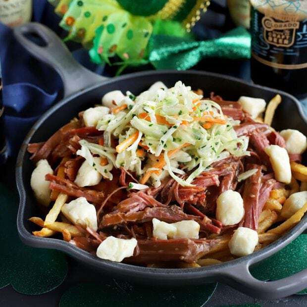 Recette de poutine de bistrot avec une sauce à la Guinness