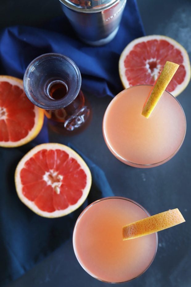 Sparkling Grapefruit Rose Cocktail