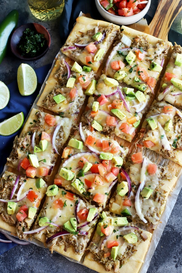 Avocado Pulled Pork Flatbread with Grilled Tomatillo Salsa_6774 Cake
