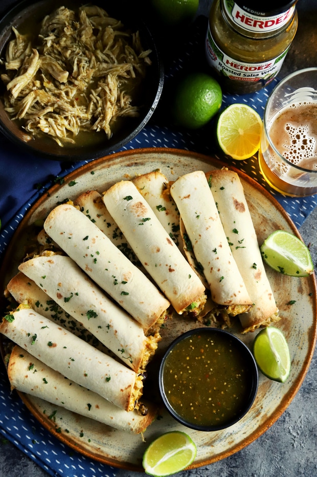 Creamy Salsa Verde Chicken Baked Taquitos_7989 Cake 'n Knife