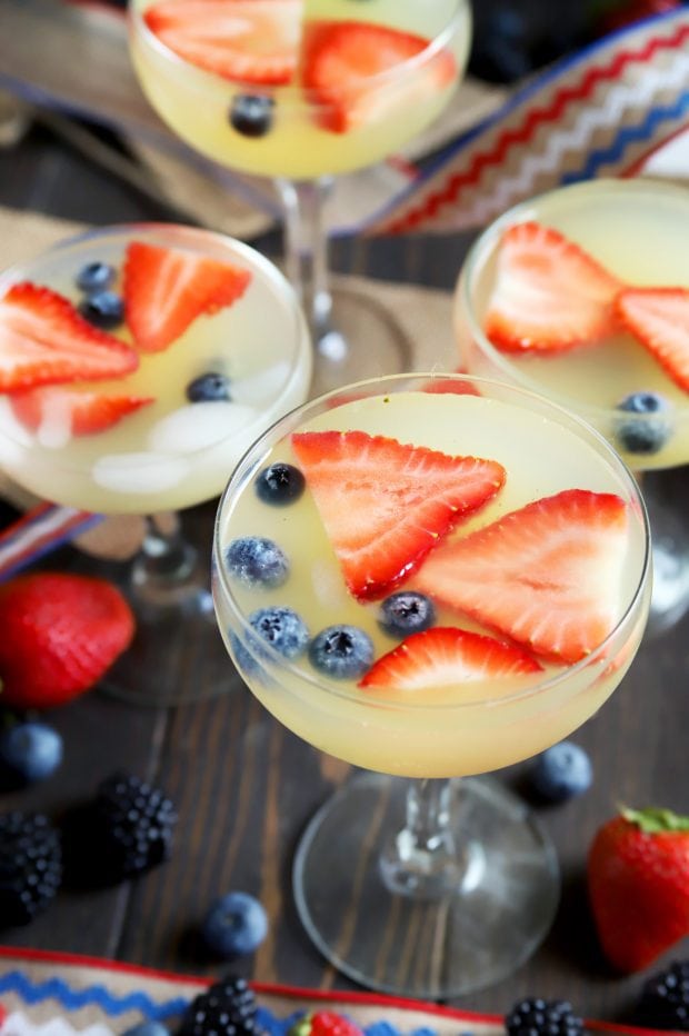 July 4th cocktails with fresh fruit