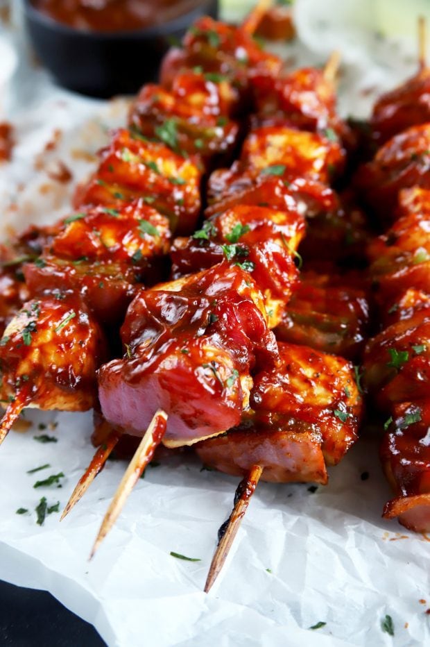 Skewers with chicken, bacon, and vegetables