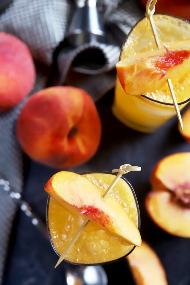 Whiskey, peach, and ginger cocktails