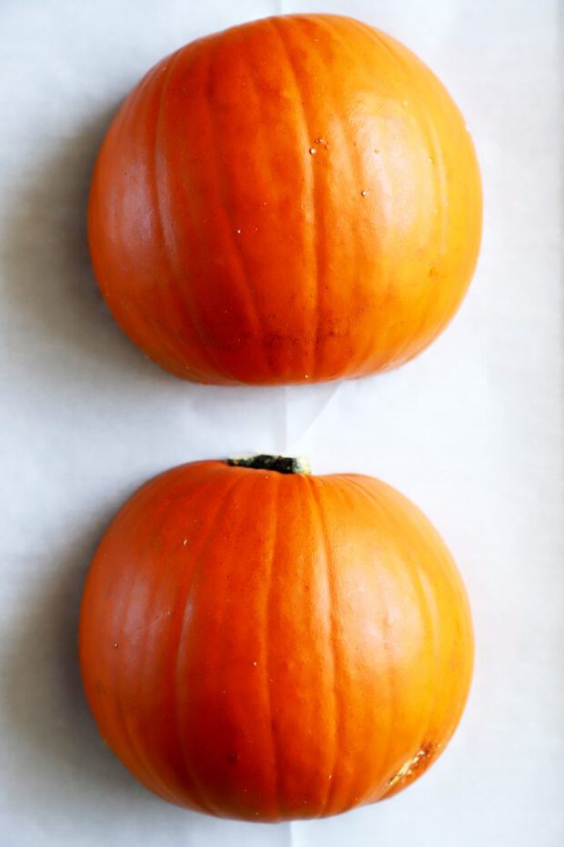 Pie pumpkin halves ready to bake