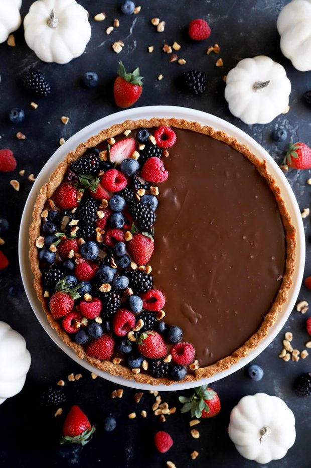 Overhead photo of a ganache tart