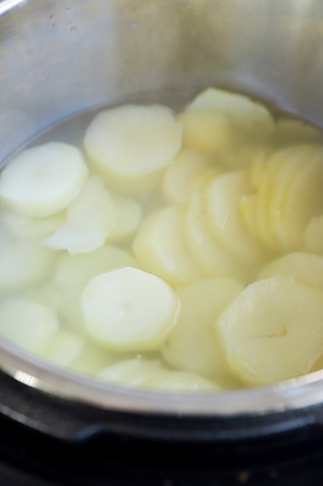 potatoes cooked in instant pot sliced in water