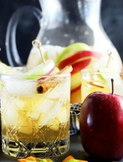 Thumbnail image of Last Minute Apple Pie Sparkling Sangria