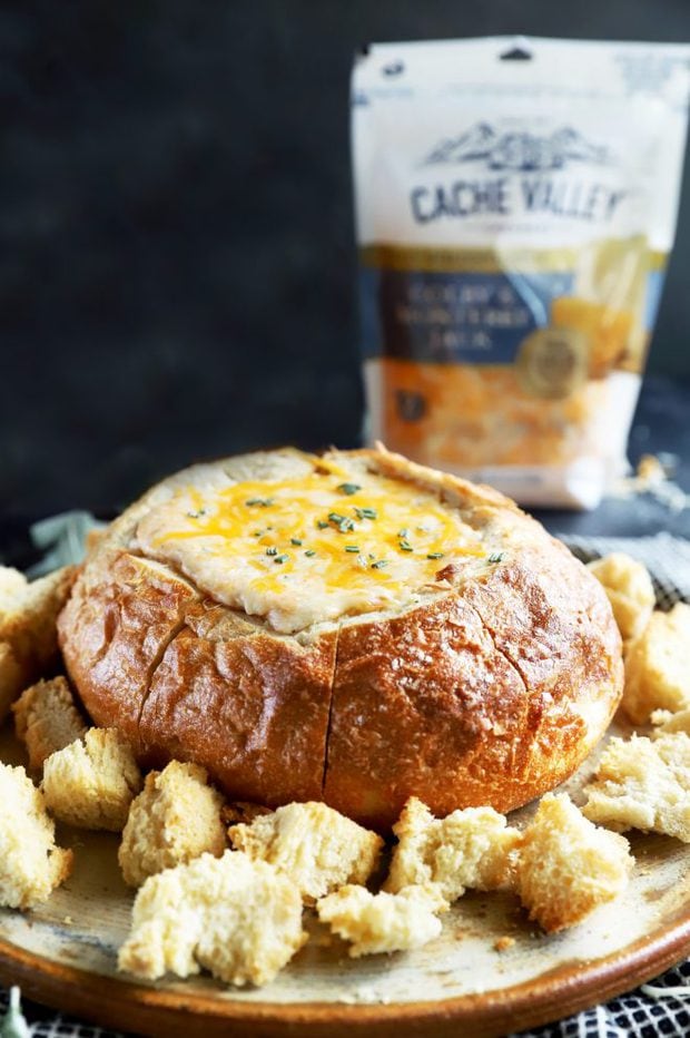 Side view of bread bowl