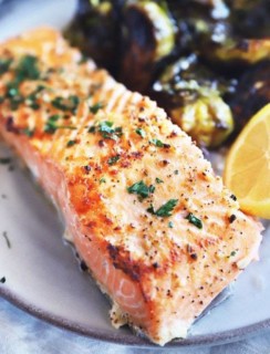 Baked Lemon Garlic Salmon thumbnail image