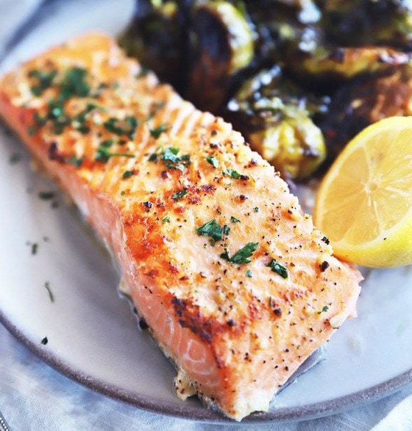 Baked Lemon Garlic Salmon thumbnail image