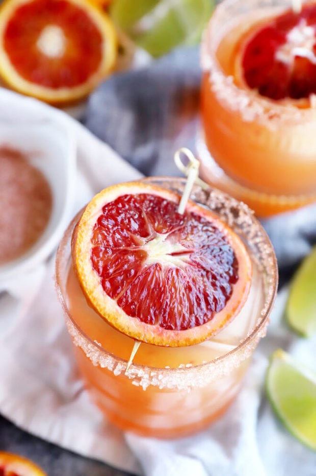 Photo of a margarita in a glass with salt rim picture