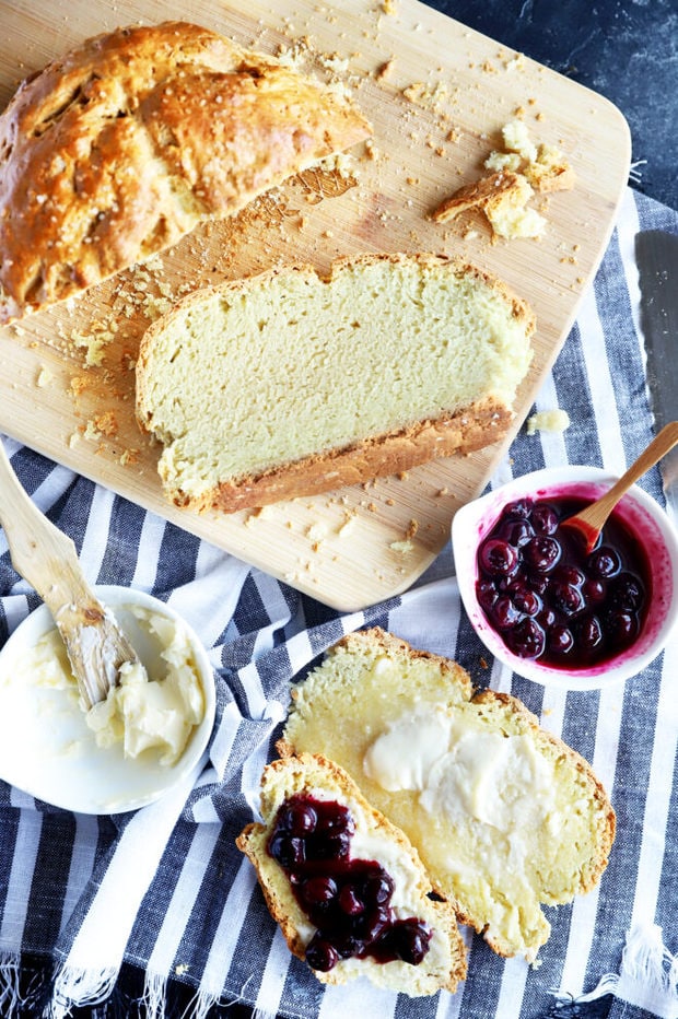 Overhead image no yeast white bread sliced