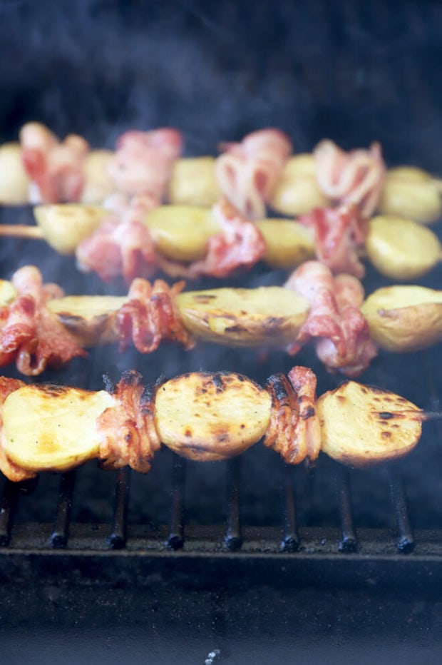 Grilling skewers picture