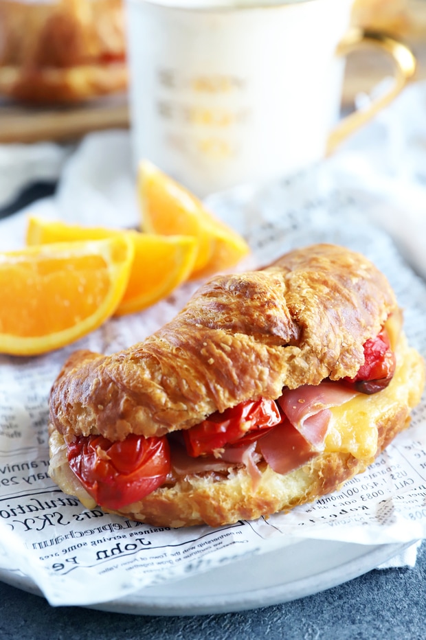 Side photo of breakfast prosciutto sandwich