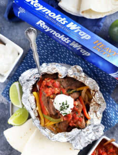 Steak fajita foil packets recipe image