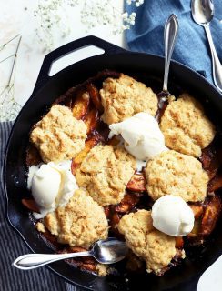 Grilled peach cobbler with ice cream image