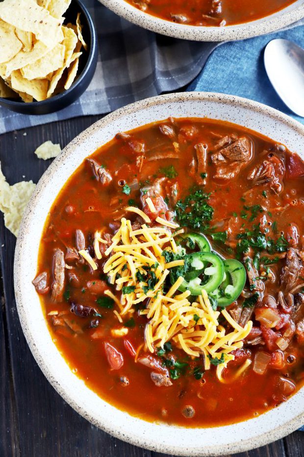 Overhead image of carne asada chili