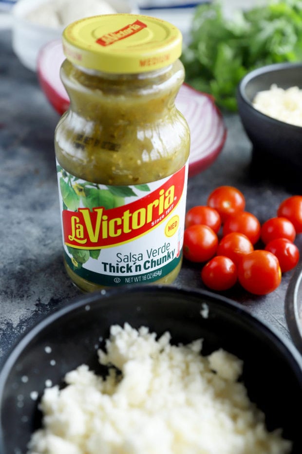 Image of La Victoria salsa verde in jar