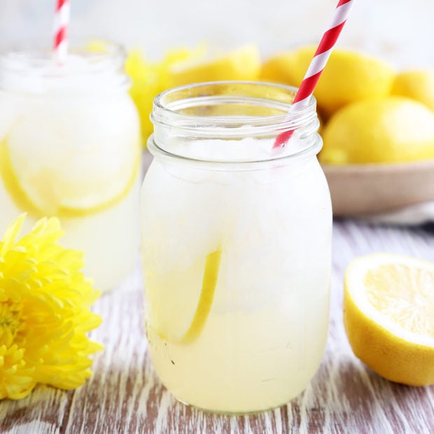 Thumbnail image of homemade vodka lemonade
